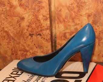 Charles Jourdan PARIS Pumps Women High Heel Shoes Black Vintage 1980s Blue Made in France High Fashion Size 6