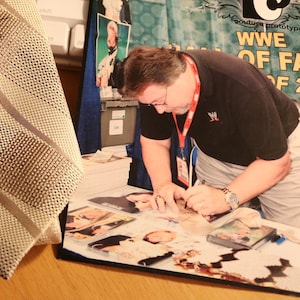 Ted DiBiase Jr. y Virgil Autograph en una corbata vintage WWF WWE Wrestling Icons The Million Dollar Man