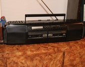 Garrard (1987) Boombox Tested Radio Works Cassette Works Headphones Jack Vintage 1980s Ghetto Blaster Ghettoblaster With EQ Equalizer