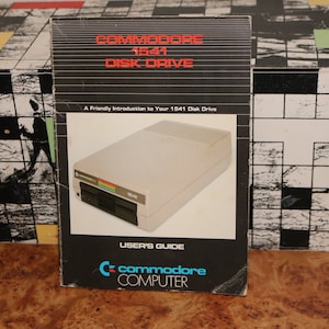 Commodore 1541 Single Floppy Disk Drive Computer User Guide Booklet 1980s Vintage Computer