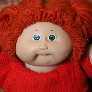 Boneca infantil com remendo de repolho (1985) Xavier Roberts, roupa de malha vintage dos anos 1980, boneca de menina com cabelo laranja