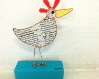 Modern sculpture, Hen, animated twine and newspaper with wooden base, girlfriend gift, gift for girlfriends, funny sculpture