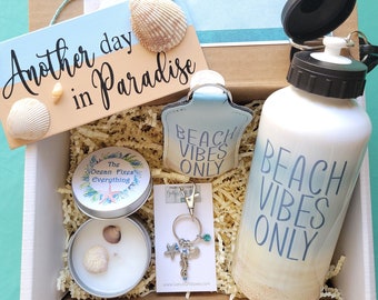 Beach Gift Box, Beach Lover Gift for Her, Cottage Core Gift Basket, Travel Cruise Gift, Personalized Keychain, Beach Water Bottle, Candle