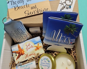 Honeymoon Beach Gift Box, Personalized Gift for Newlyweds, Engagement Gifts, Honeymoon Sand, Mr & Mrs Koozie, Vacation, Custom Luggage Tags