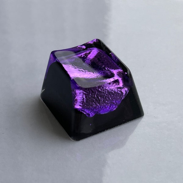 Artisan Keycaps Black & Purple ESC Key cap 1u (R4) Glossy Keycap OEM profile Cherry MX (more sizes in other listing for this color)