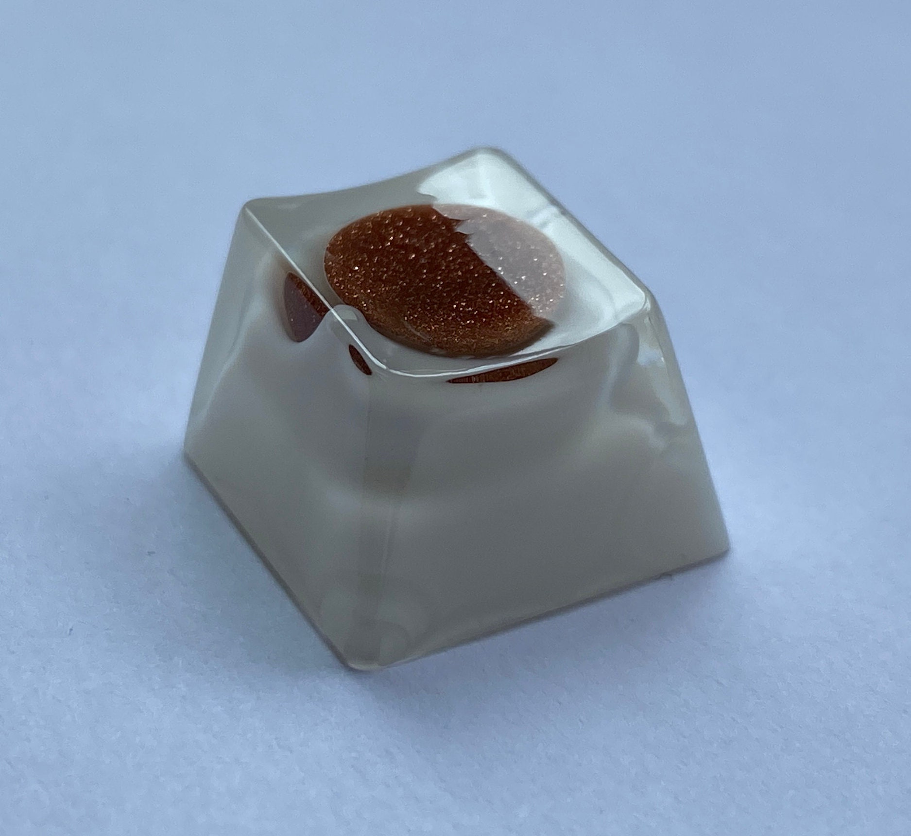 Artisan Keycap White 1u ESC keycap with copper sparkly gemstone