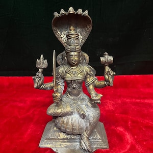 Antique looking panchaloha cast Mariamma devi idol image 1
