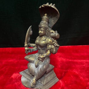 Antique looking panchaloha cast Mariamma devi idol image 3