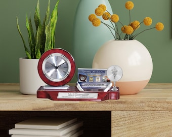 Reloj de escritorio con grabado de doctor en veterinaria, regalo para graduación de la escuela veterinaria, regalo de agradecimiento, premio DVM, veterinario