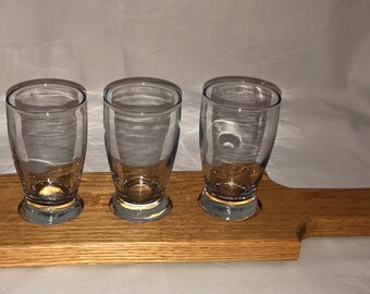 Beer Flight Set, Beer Paddle and 4 Beer Tasting Glasses, Craft Beer Sampler, Beer Flight Board Set Paddle Holder