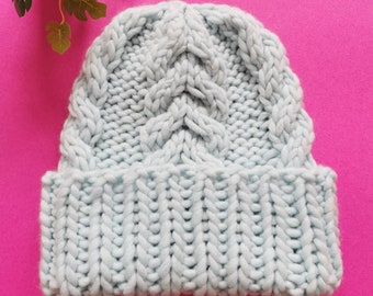 Sombrero de lana de punto grueso, color azul pastel
