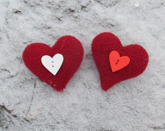 Two Hearts Brooches. Felted Wool Jewelry. Needle Felted Natural Wool Decoration. Handmade Unique Toy. Stuffed Funny Red Hearts. Gift for her