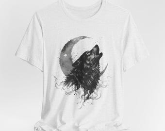 Camiseta gráfica de lobo aullador con luna creciente y etéreo oscuro