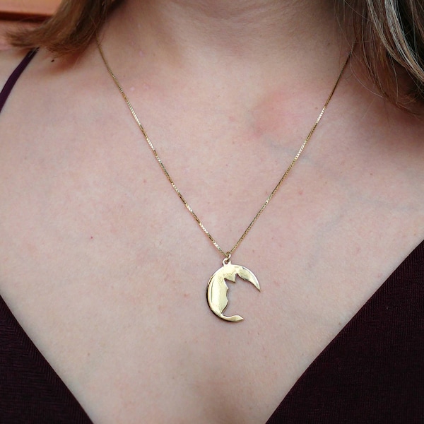 gold wolf necklace - cut out wolf necklace - wolf and moon pendant - wolf jewelry - wolf necklace for men - wolf pendant - collier de loup