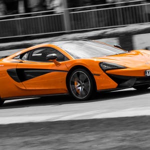 Cartão de felicitações em branco McLaren 570S