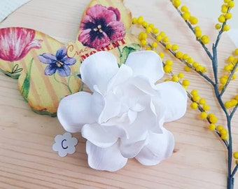 White gardenia hair clip, gardenia hair flower, hair clip gardenia, white flower for wedding, gardenia on alligator clip, gardenia clip