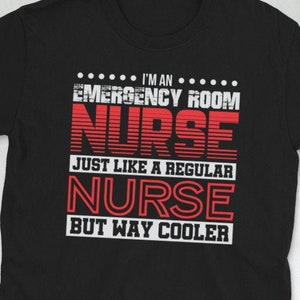 救急室看護師ユニセックスTシャツ