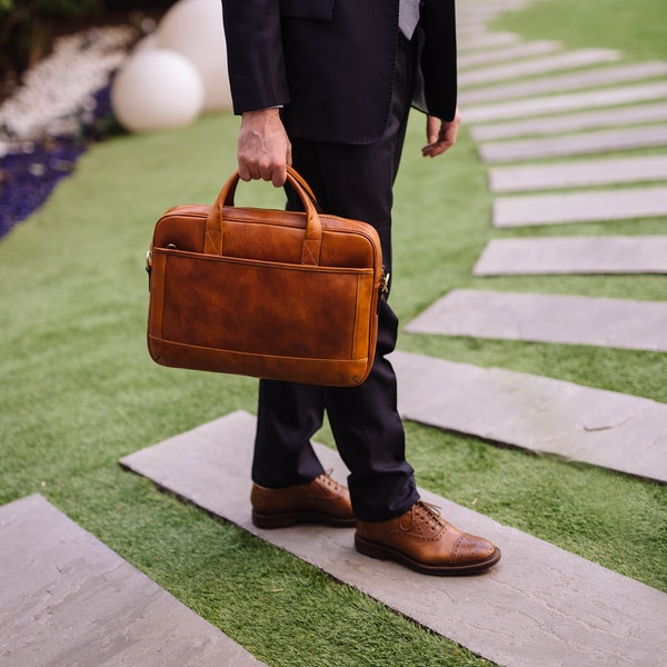 Leather Briefcase,Brown Leather Briefcase, Men Leather Briefcase, Laptop Bag, Leather bag, Gift for Him, Shoulder Bag, Men Briefcase