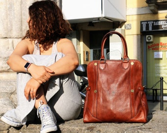 leren tas, handgemaakte leren tas, handtas, leren damestas, elegante leren tas, handtas gemaakt in Italië