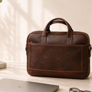 ENTREGA EN 48 HORAS, Maletín de piel marrón artesanal: Bolso para portátil de piel italiana
