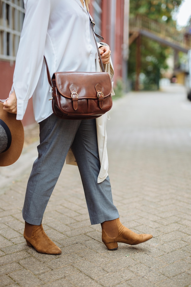 leather bag, handmade leather bag, handbag, woman leather bag, elegant leather bag, made in Italy handbag,messenger bag,cross body bag image 4