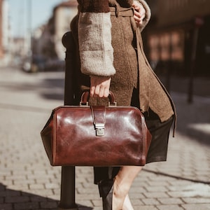 Leather Doctor Bag, women Medical bag,Men's Large Medical Bag,Leather Medical Bag, Large Doctors Bag, Top Handle Bag, Gift for Him image 7