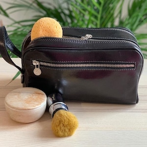 Leather Organizer, Leather toiletry,Leather accessories, travel accessory, small bag, leather bag