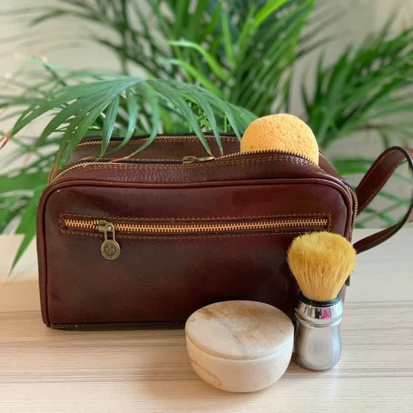 Leather Organizer, Leather toiletry,Leather accessories, travel accessory, small bag, leather bag