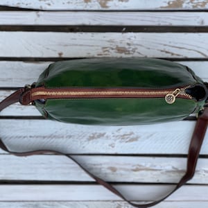 Grüne Ledertasche, handgemachte Ledertasche, Handtasche, Damen-Ledertasche, elegante Ledertasche, hergestellt in Italien Handtasche, Messenger-Tasche, Umhängetasche Bild 6