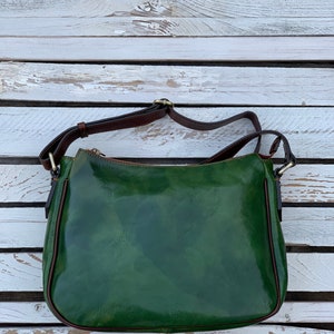 Green leather bag, handmade leather bag, handbag, woman leather bag, elegant leather bag, made in Italy handbag,messenger bag,cross body bag image 4