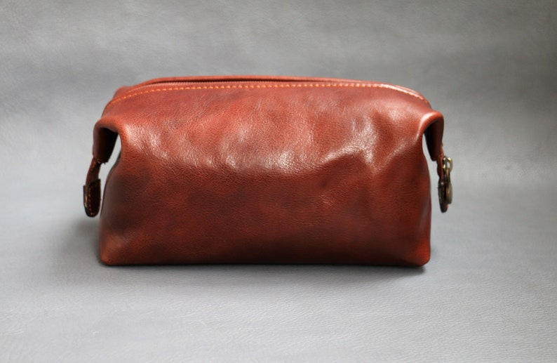 Leather Organizer, Leather toiletry,Leather accessories, travel accessory, small bag, leather bag image 2