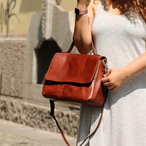 sac en cuir, sac en cuir fait main, sac à main, sac en cuir pour femme, sac en cuir élégant, sac à main fabriqué en Italie