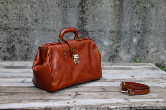  Leather doctor bag medical bag handbag ladies men leatherbag  vintage medical bag retro doctor bag made in Italy luxury bag weekender  brown : Handmade Products