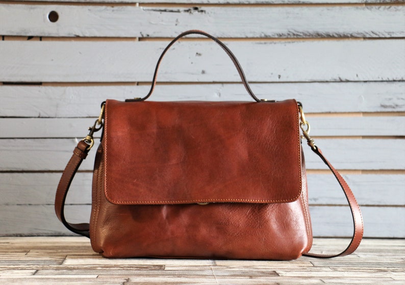 leather bag, handmade leather bag, handbag, woman leather bag, elegant leather bag, made in Italy handbag image 4