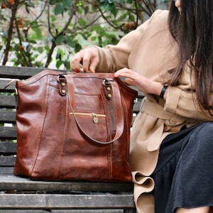 leather bag, handmade leather bag, handbag, woman leather bag, elegant leather bag, made in Italy handbag image 1