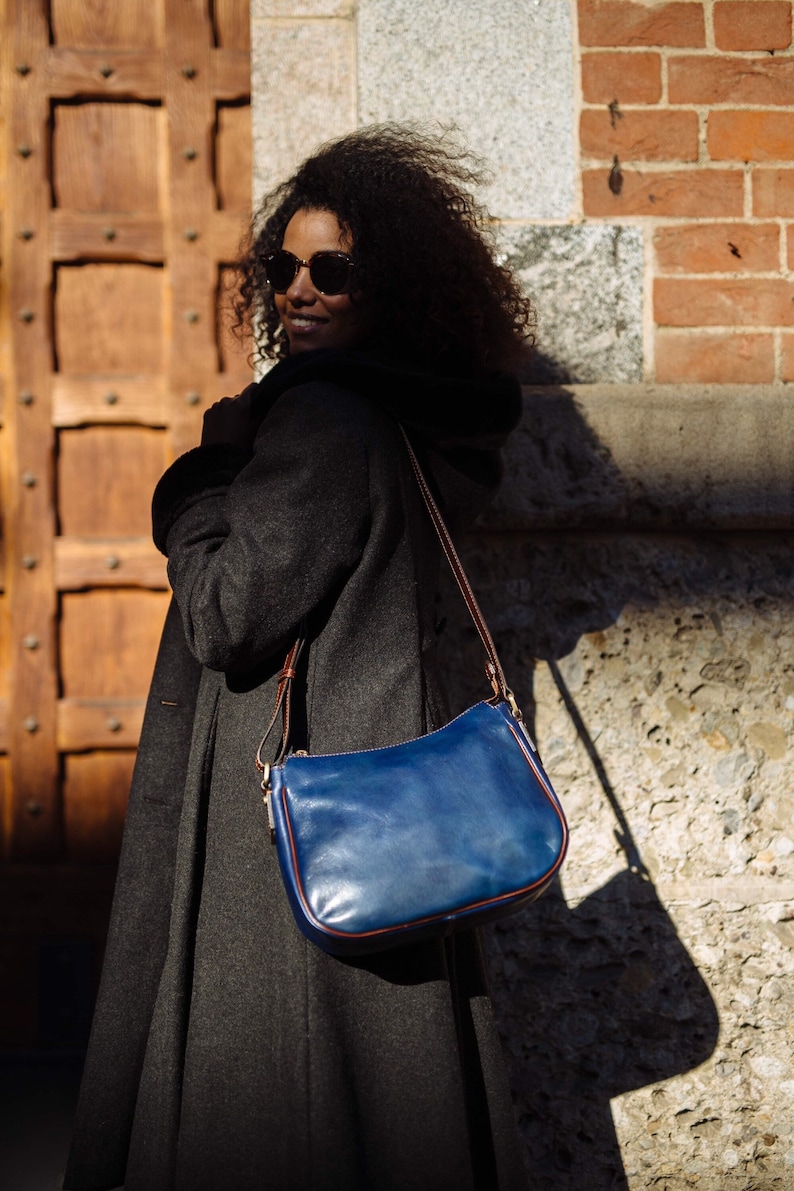 Blue leather bag, handmade leather bag, handbag, woman leather bag, elegant leather bag, made in Italy handbag,messenger bag,cross body bag image 1
