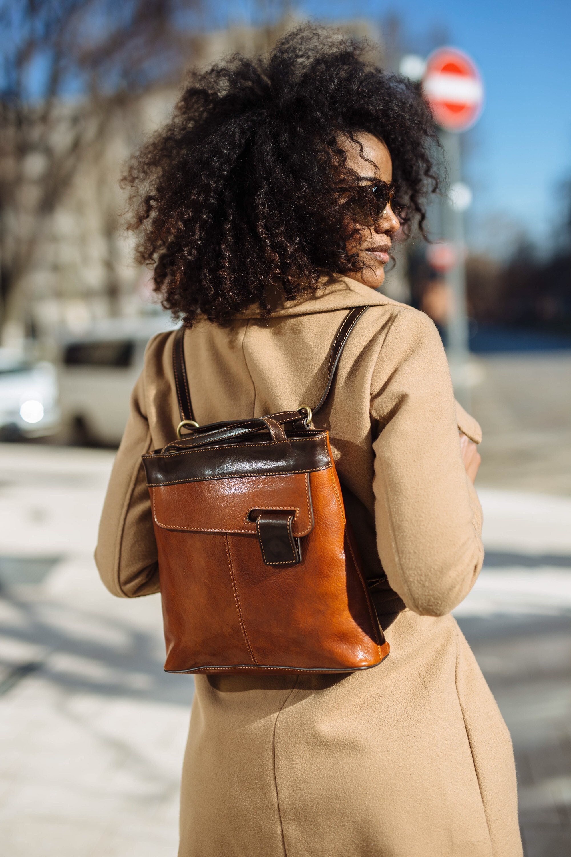 Genuine Leather Anti-Theft Backpack Purse Convertible Satchel Minimalist Chic Convertible Vegan Leather Backpack Purse for Women  main image 2