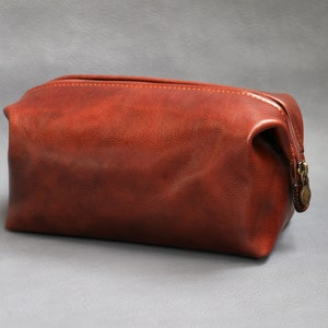 Leather Organizer, Leather toiletry,Leather accessories, travel accessory, small bag, leather bag