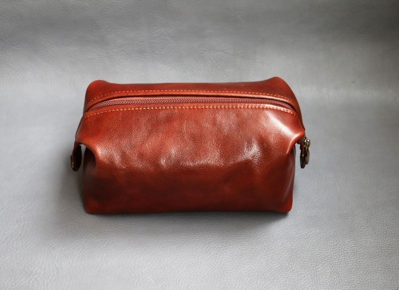 Leather Organizer, Leather toiletry,Leather accessories, travel accessory, small bag, leather bag image 3