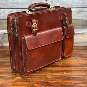 Leather Briefcase,Brown Leather Briefcase, Mens Leather Briefcase, Laptop Bag, Leather bag, Gift for Him, Shoulder Bag, Mens Briefcase