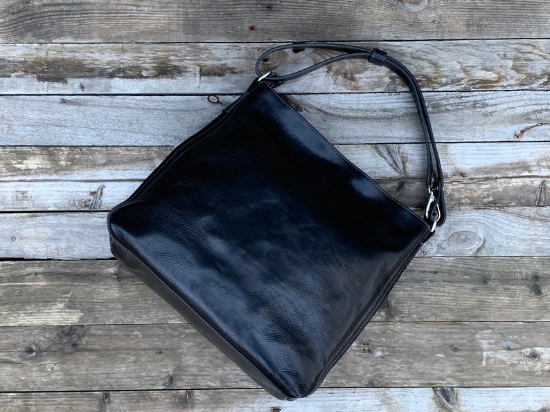 leather bag, handmade leather bag, handbag, woman leather bag, elegant leather bag, made in Italy handbag image 7