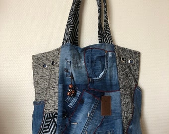 THE Parisian city tote bag
