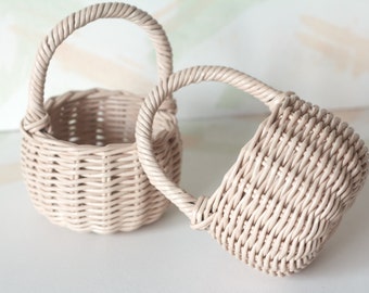 Beige flower girl basket, small creamy basket with handle