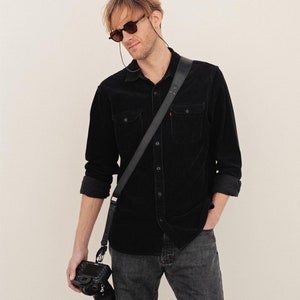Personalized Camera Sling Strap - Black Leather Crossbody for Photography Enthusiasts