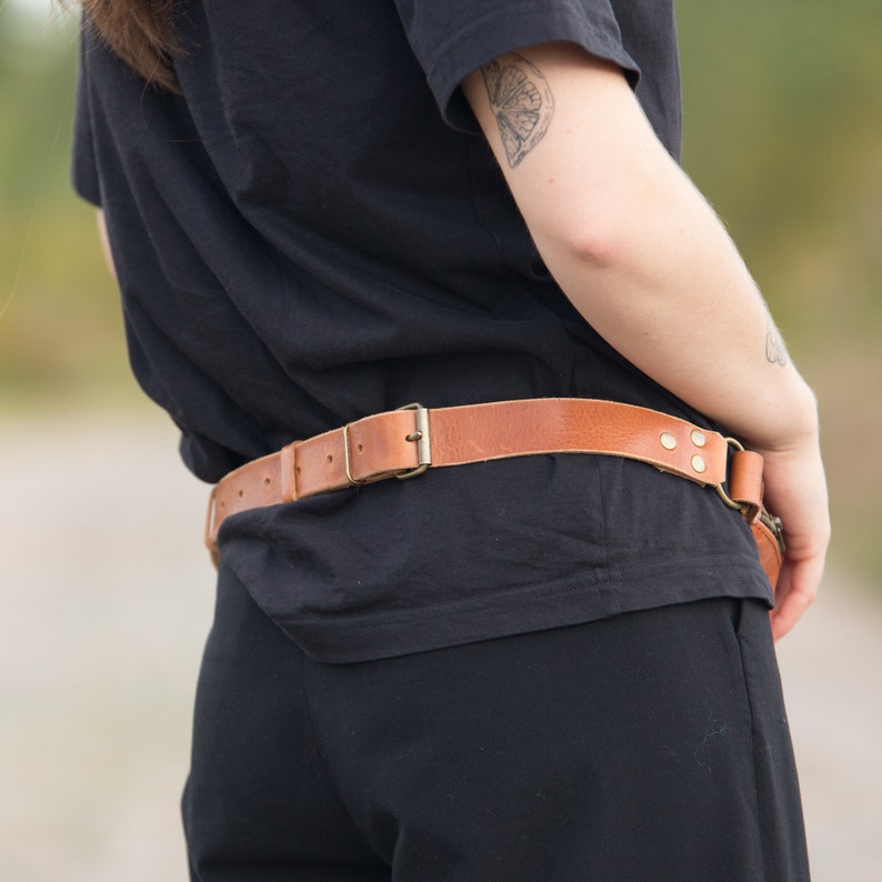 Unisex Leather Fanny Pack Waist Bag Hip Leather Pouch Belt image 8