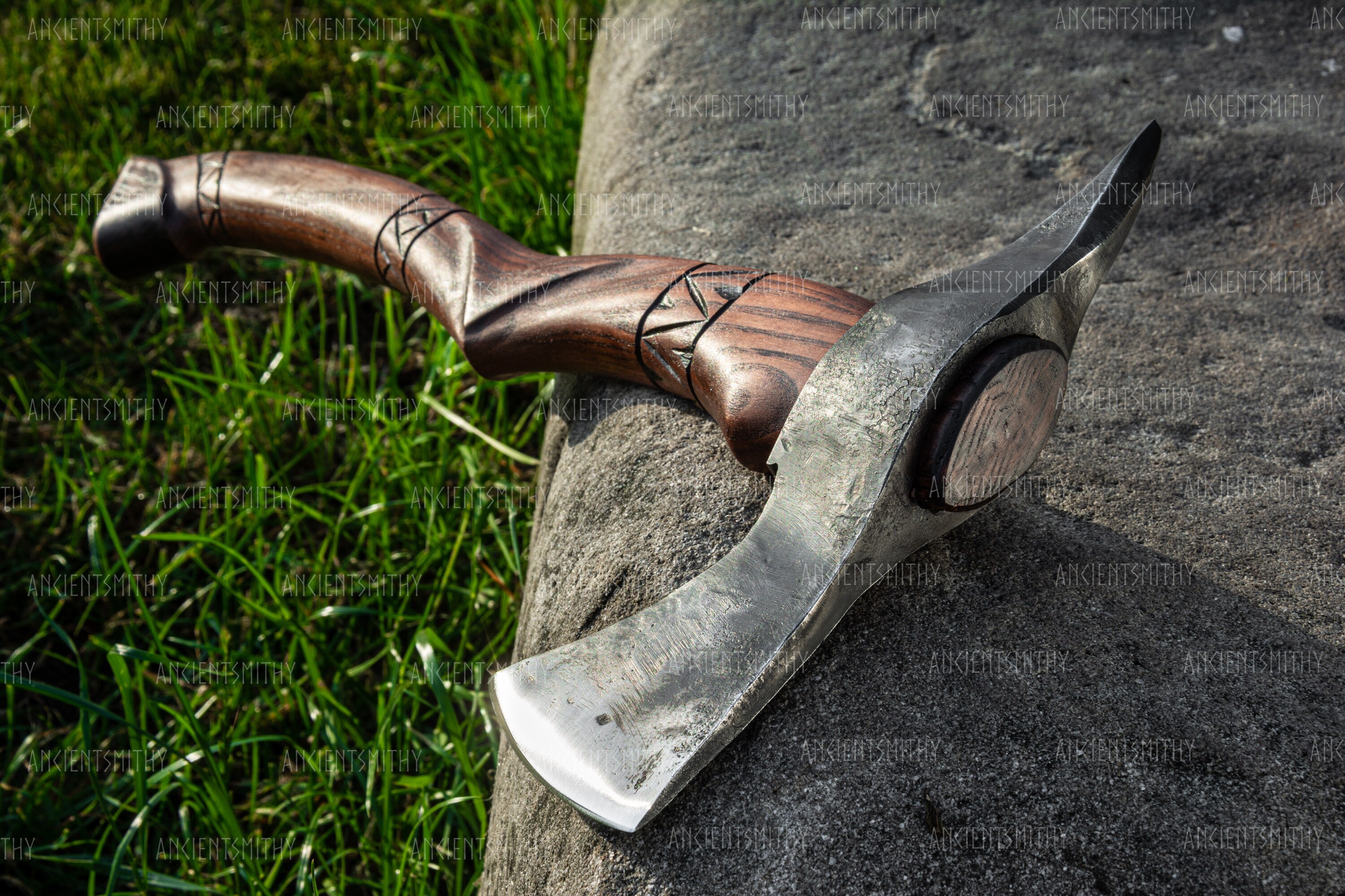 Traditional Tomahawk for sale Only 3 left at 75