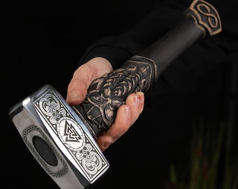 Wikinger Hammer mit Valknut Symbol & Odin geschnitztem Griff, personalisierter nordischer Hammer