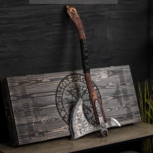 Leviathan axe with glow-in-the-dark runes Hand Forged Kratos Axe 9.25lb
