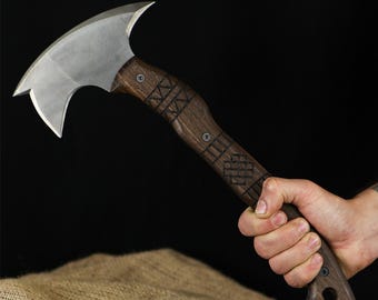 Full Tang Tomahawk Handmade Hatchet, Bushcraft Axe with Sheath, Functional  American Tomahawk with Tribal engraving
