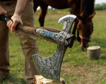 Leviathan Axe, Carbon Steel Kratos Axe with Glow-in-the-Dark Blade
